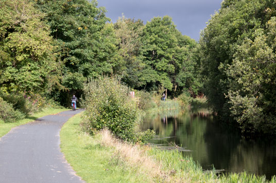 EV1 am Glasgow Canal