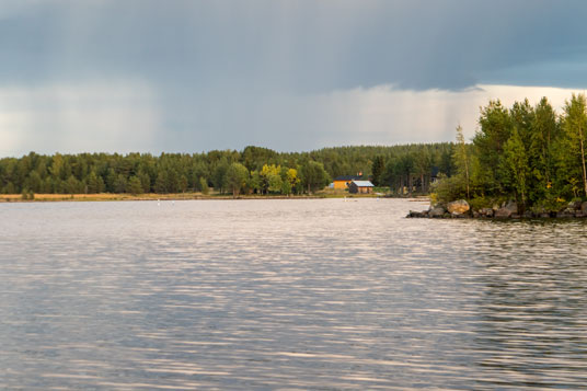 Bild: Inarisee bei Inari