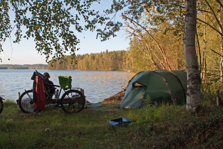 Naturzeltstelle am Sarkavesi, Finnland