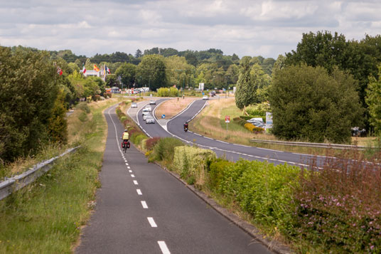 Eurovelo 1 an der D39 nördlich von Nantes