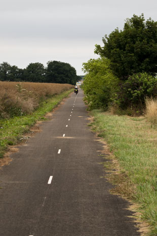 FV40 wie eine Autobahn in der Nähe von Chartres