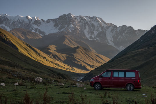 Bergpanorama bei Ushguli