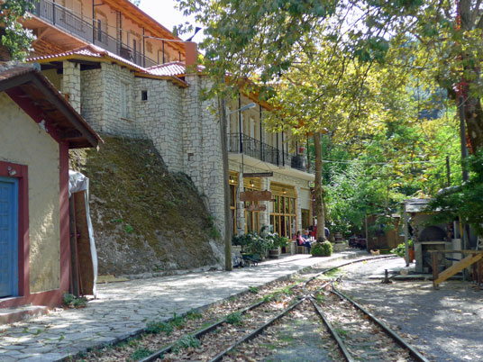 Taverne am Bahnhof Kato Zachlorou