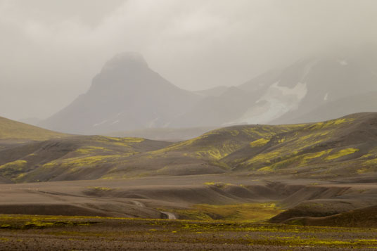 Blick über die F347 in Richtung Ásgarðsfall