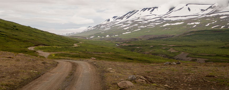 Bild: F899 in der Flateyjardalsheiði