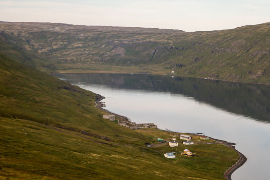 Alte Heringsfabrik Eyri am Ingólfsfjörður