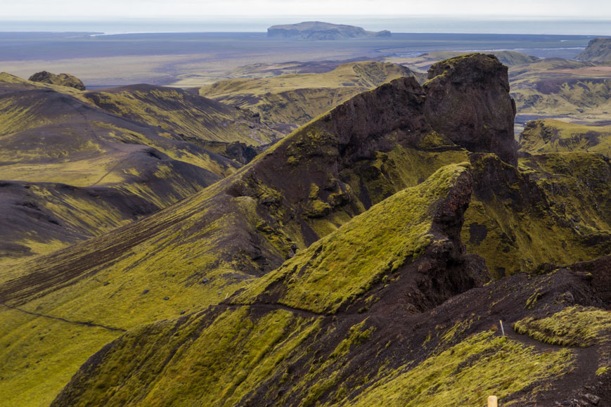 der Wanderpfad zum Kotlujökull mit Blick nach Süden