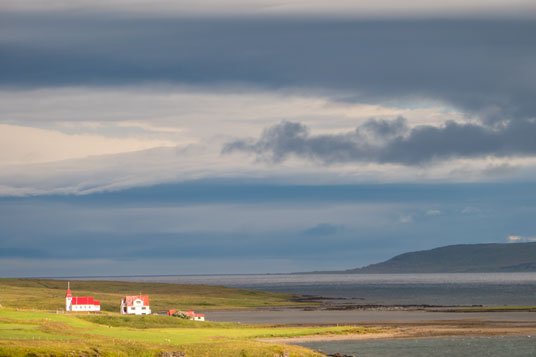 Prestbakkakirkja am Hrutafjörður