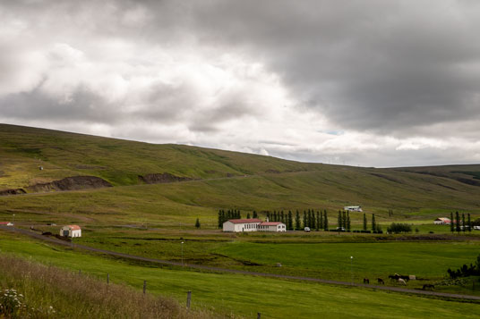 Anstieg der Ringstraße zur Passhöhe zw. Blönduós und Varmahlið