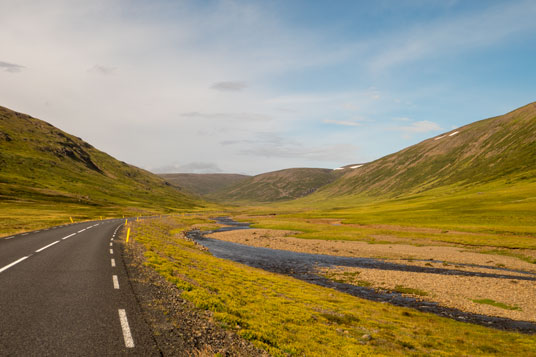 Straße 61 im Staðarðalur