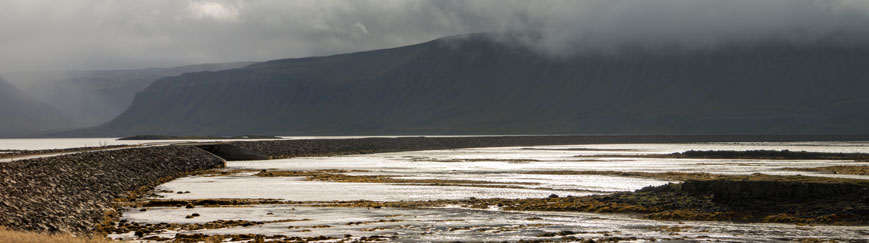 Damm über den Gilsfjörður