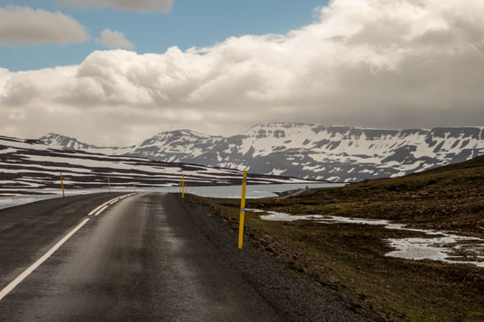 Straße 93 in der Fjarðarheiði