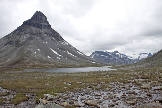 Kyrkja und See 1460 in Jotunheimen