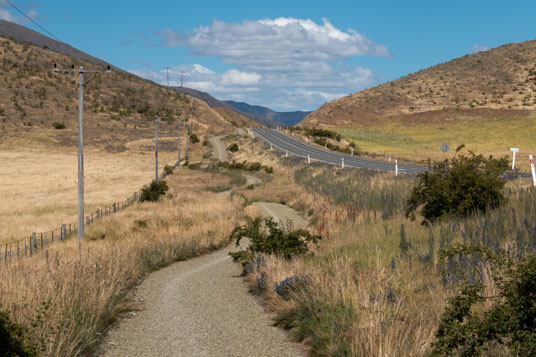 Alps 2 Ocean Cycle Trail am SH83 bei Omarama