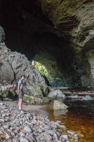 Box Canyon Cave