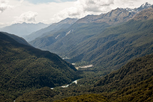 Blick vom Key Summit ins Hollyford Valley