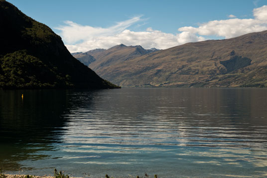 Blick von Kingston auf Lake Wakatipu