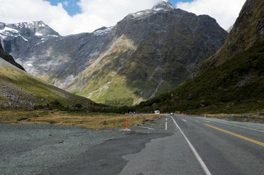 Milford Sound Highway: Südliche Auffahrt zum Homer Tunnel