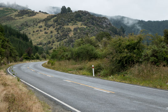 Great Taste Trail auf dem Motueka Valley Highway nördl. des Stanley Brook Hills