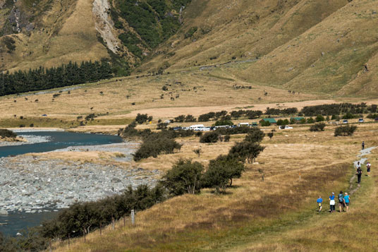 Beginn des Rob Roy Valley Track am Raspberry Creek Carpark