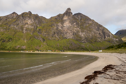 Bild: Sandstrand am Ersfjord