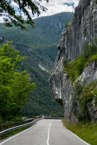 Steile Abfahrt nach Perarolo di Cadore, 387,3 km ab München