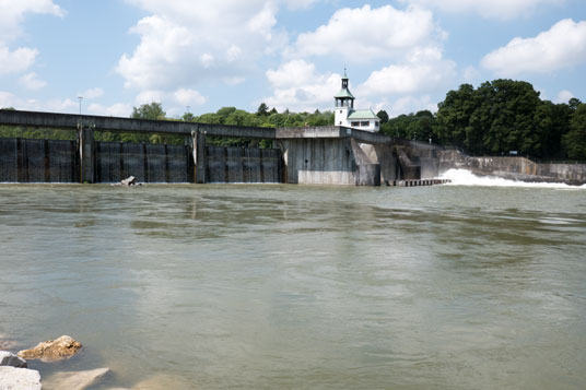 Staustufe am Lech südlich von Augsburg, 56,7 km ab Donauwörth