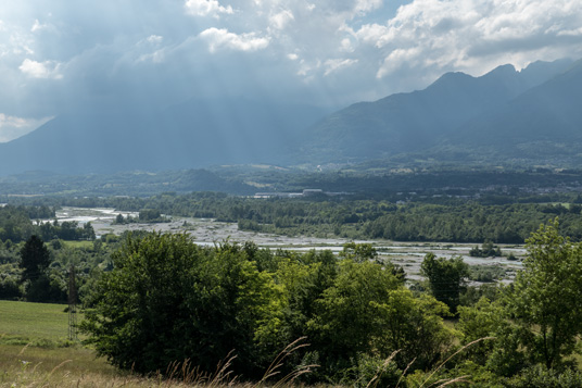 Blick von Mel auf das Tal der Piave, 674 km ab Start